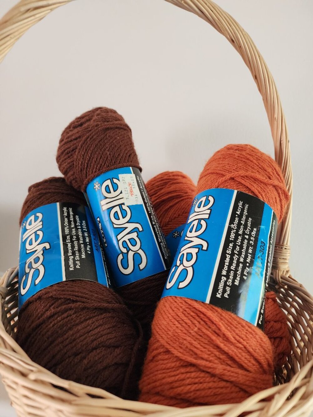 Vintage TG&Y Sayelle Yarn Lot (4) 70s Retro Rust & Dark Brown Orlon Acrylic - Picture 3 of 12
